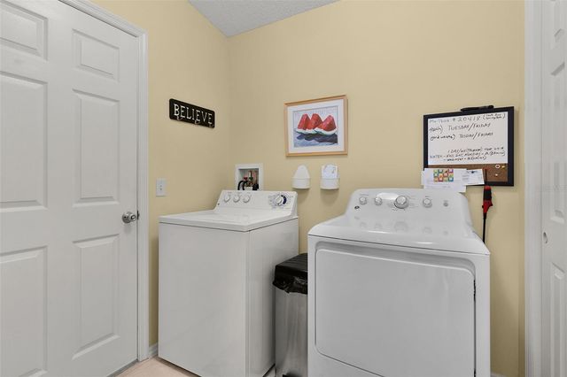 2437 SOUTHERN OAK STREET, The Villages, FL 32162