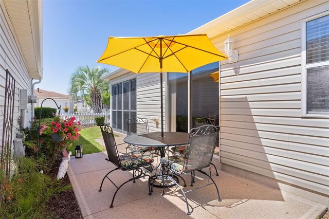 2437 SOUTHERN OAK STREET, The Villages, FL 32162