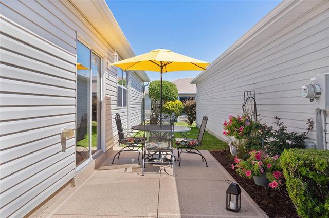 2437 SOUTHERN OAK STREET, The Villages, FL 32162