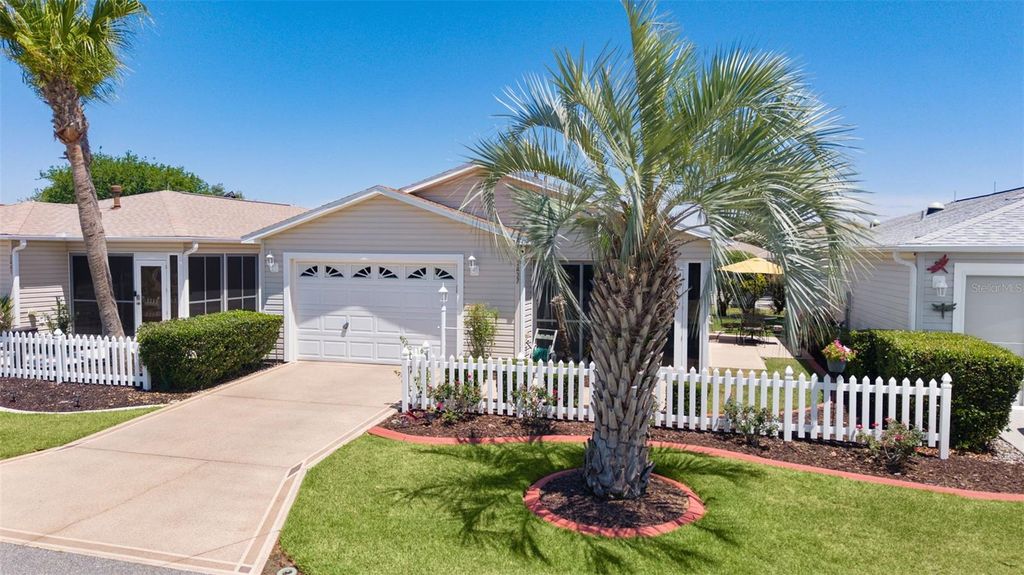 2437 SOUTHERN OAK STREET, The Villages, FL 32162
