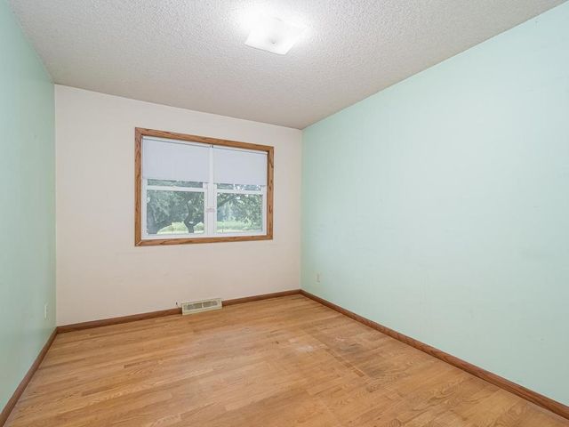 820 203rd Lane NE, East Bethel, MN 55011
