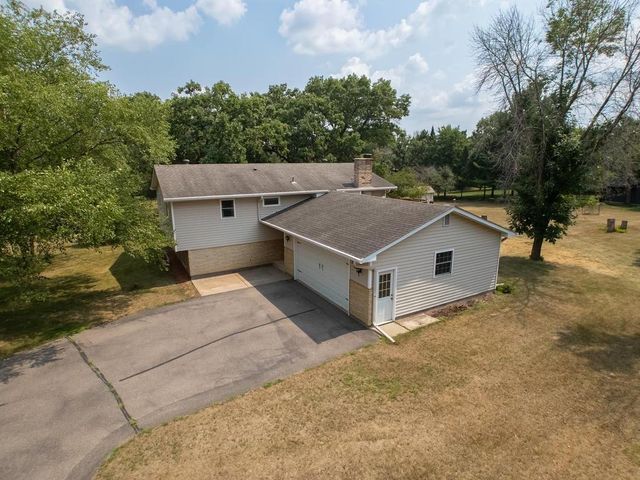 820 203rd Lane NE, East Bethel, MN 55011