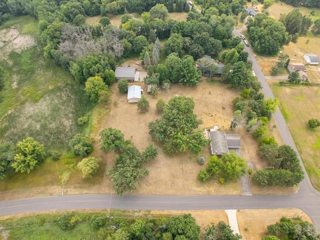 820 203rd Lane NE, East Bethel, MN 55011