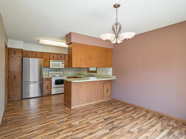 820 203rd Lane NE, East Bethel, MN 55011