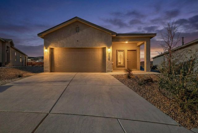 10683 Valedon Lane SW, Albuquerque, NM 87121