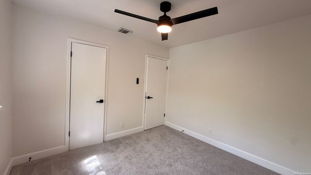 6283 Valley Bay Dr, San Antonio, TX 78250