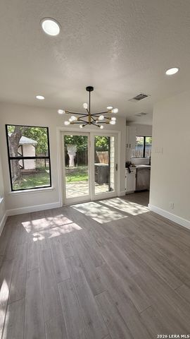 6283 Valley Bay Dr, San Antonio, TX 78250