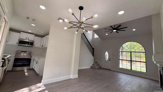 6283 Valley Bay Dr, San Antonio, TX 78250