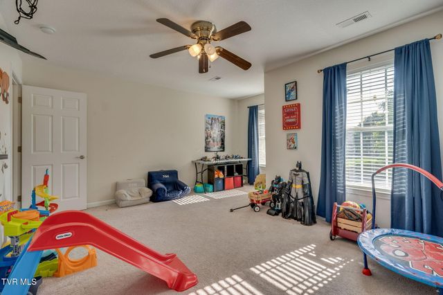 212 Pembrooke Circle, Jonesborough, TN 37659