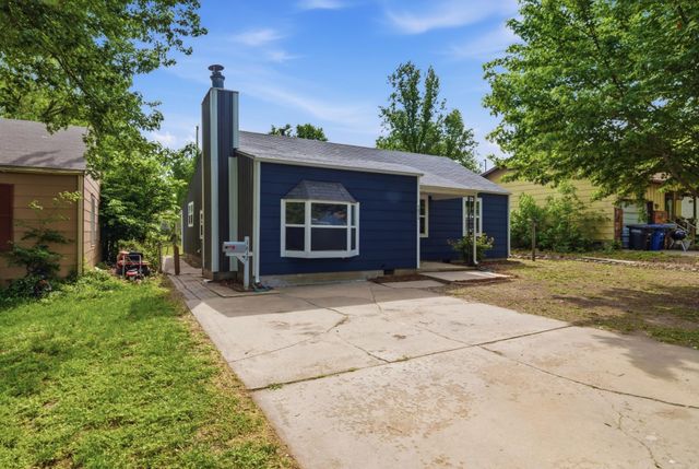 1612 N Cron, Augusta, KS 67010