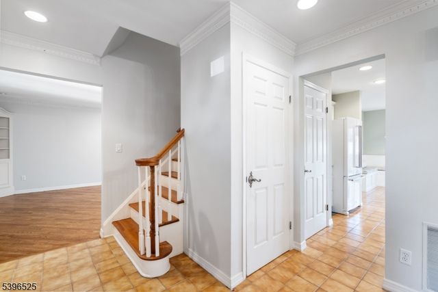 8 Forest Dale Dr, Harding Twp., NJ 07960