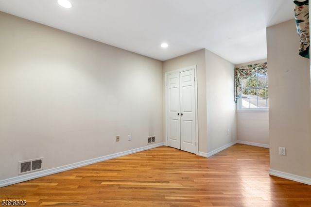 8 Forest Dale Dr, Harding Twp., NJ 07960