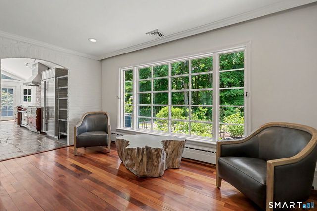 585 Hoydens Lane, Fairfield, CT 06824