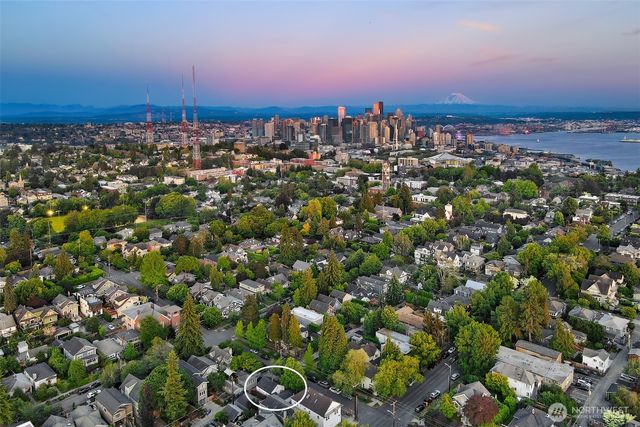 516 W Howe Street, Seattle, WA 98119