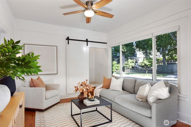 516 W Howe Street, Seattle, WA 98119