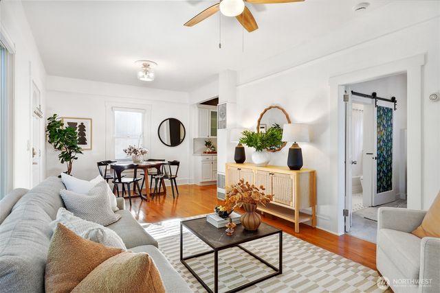 516 W Howe Street, Seattle, WA 98119