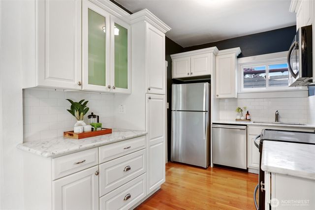 516 W Howe Street, Seattle, WA 98119