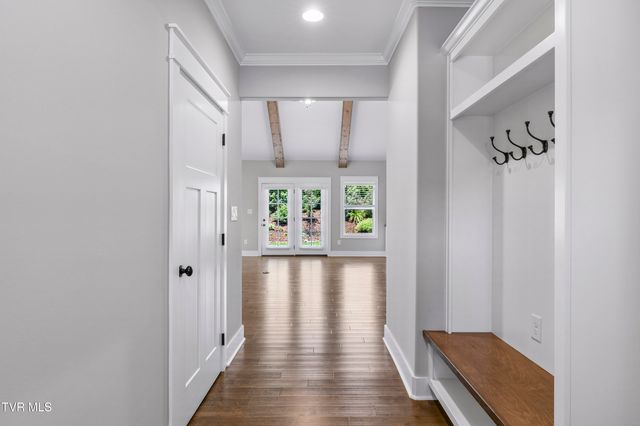 882 Gardenia Drive, Johnson City, TN 37615