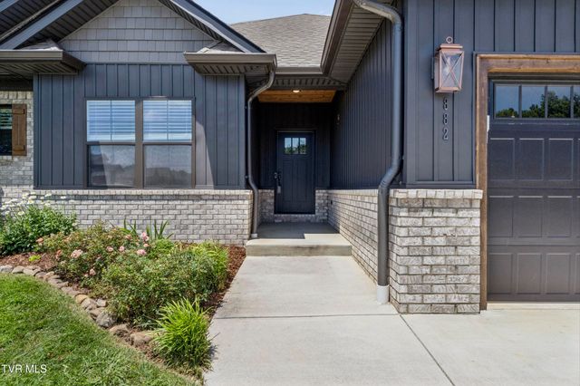 882 Gardenia Drive, Johnson City, TN 37615