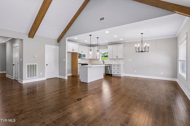 882 Gardenia Drive, Johnson City, TN 37615