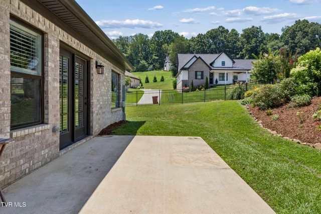 882 Gardenia Drive, Johnson City, TN 37615