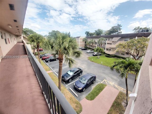 8370 Sands Point Blvd H306, Tamarac, FL 33321