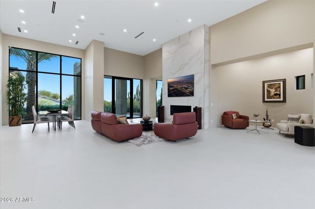 6816 E Stagecoach Pass --, Carefree, AZ 85377