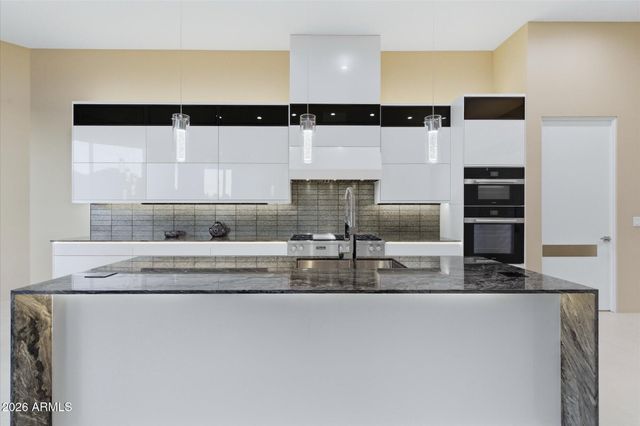 6816 E Stagecoach Pass --, Carefree, AZ 85377