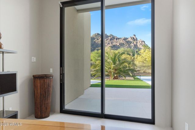 6816 E Stagecoach Pass --, Carefree, AZ 85377