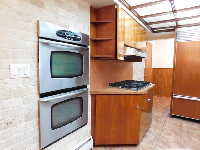 2387 Swanson Road, Portage, IN 46368