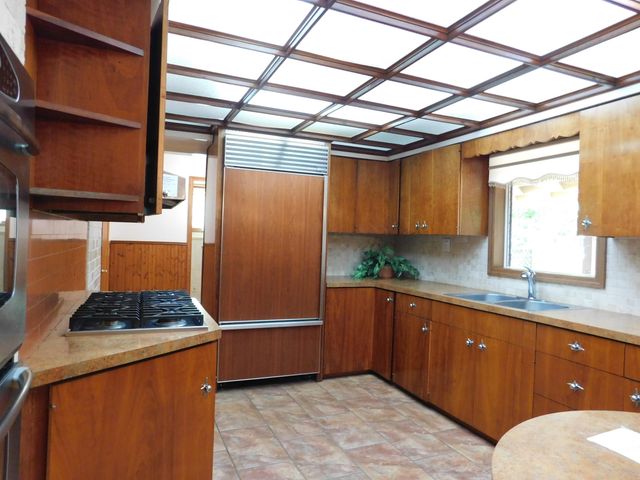 2387 Swanson Road, Portage, IN 46368