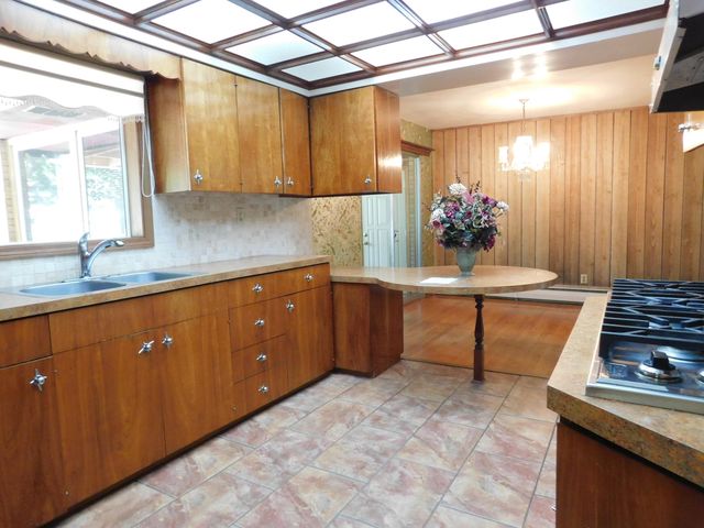 2387 Swanson Road, Portage, IN 46368