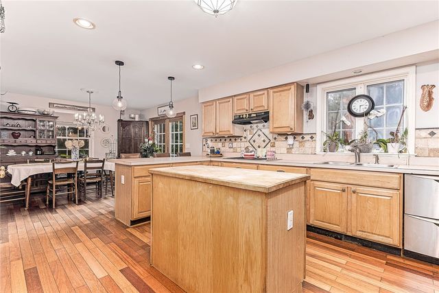 197 Old Coach Road, Charlestown, RI 02813