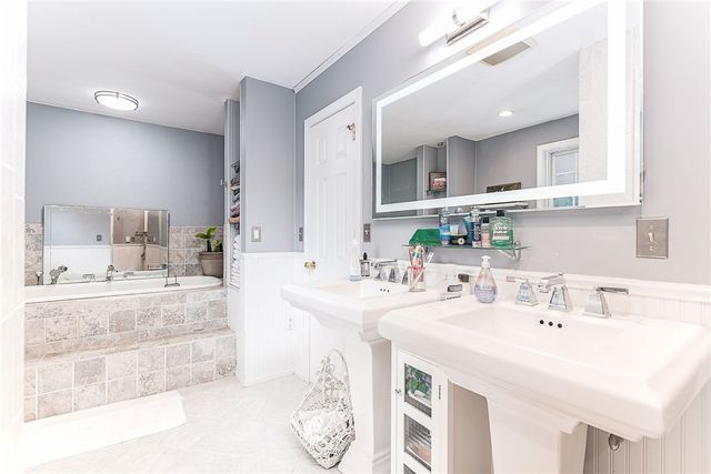 197 Old Coach Road, Charlestown, RI 02813