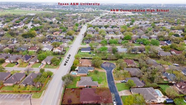 2808 Pueblo Court N, College Station, TX 77845