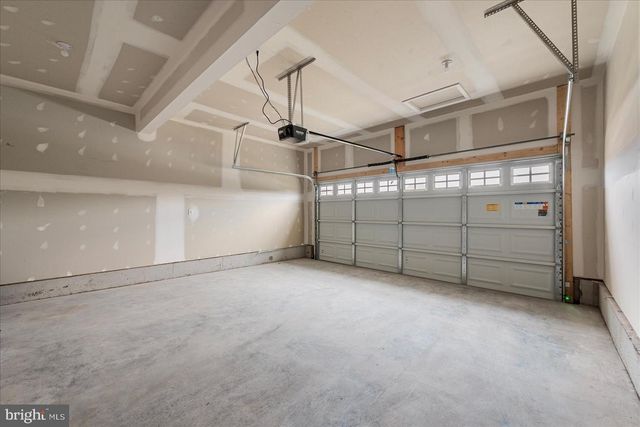 253 ROSSMANN BLVD, Winchester, VA 22602