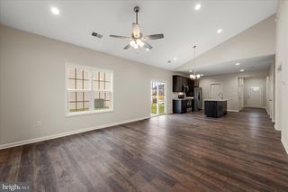 253 ROSSMANN BLVD, Winchester, VA 22602