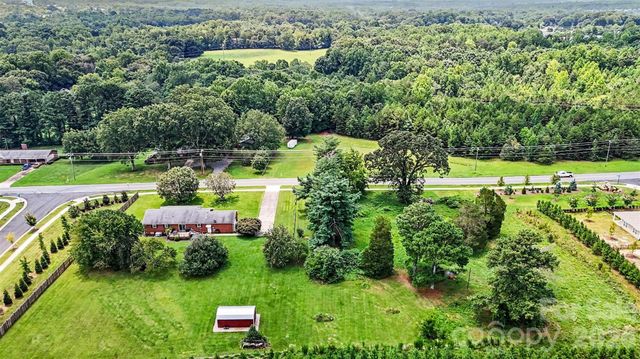 495 Perry Road, Troutman, NC 28166