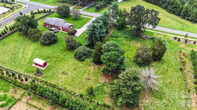 495 Perry Road, Troutman, NC 28166
