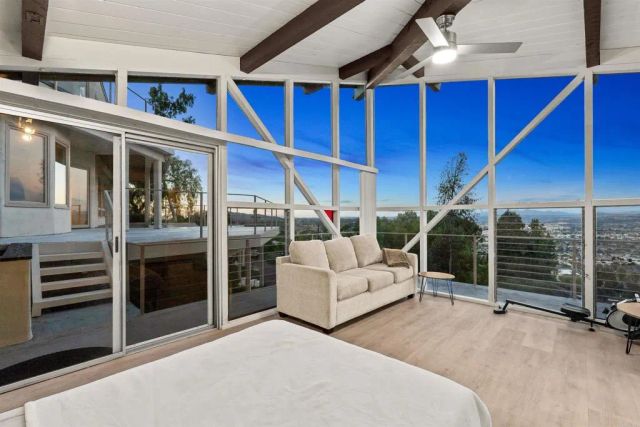 10595 Russell Road, La Mesa, CA 91941
