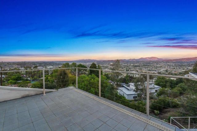 10595 Russell Road, La Mesa, CA 91941