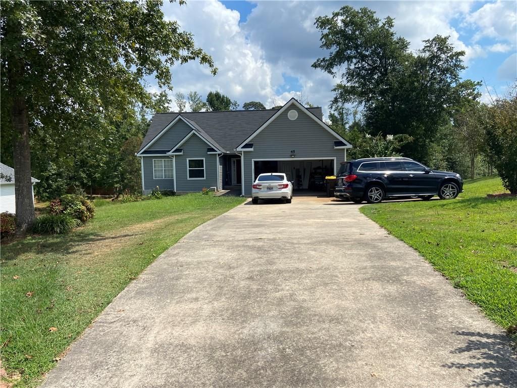 45 Woodrow Place, Newnan, GA 30263