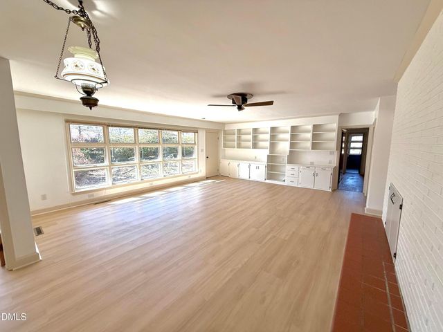 106 Carolina Avenue, Williamston, NC 27892