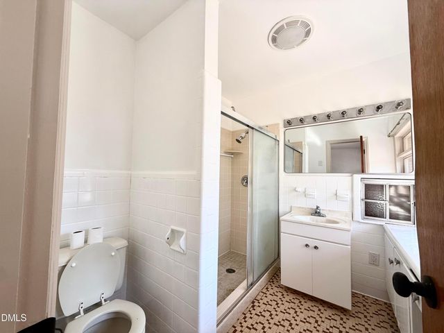 106 Carolina Avenue, Williamston, NC 27892