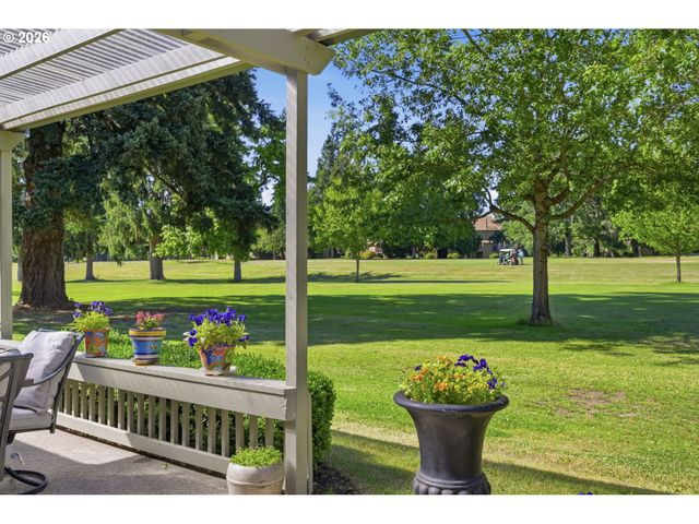 1151 SPYGLASS Dr, Eugene, OR 97401