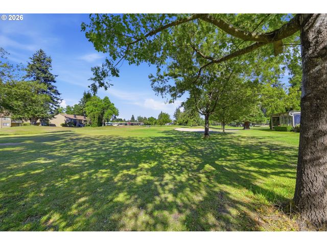 1151 SPYGLASS Dr, Eugene, OR 97401