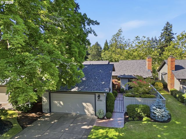 1151 SPYGLASS Dr, Eugene, OR 97401