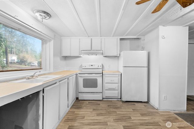 31412 70th Avenue S, Roy, WA 98580