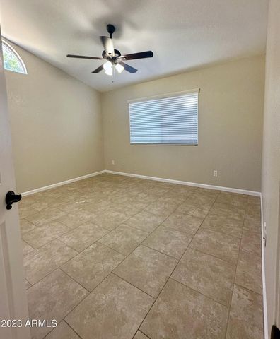 3102 E Michigan Avenue, Phoenix, AZ 85032