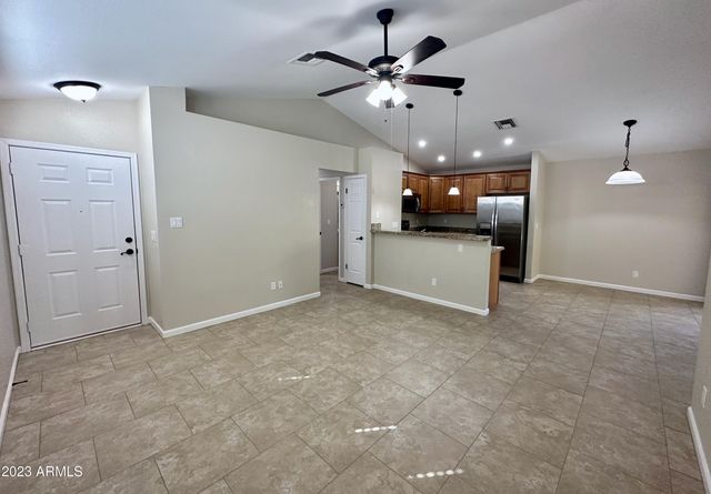 3102 E Michigan Avenue, Phoenix, AZ 85032